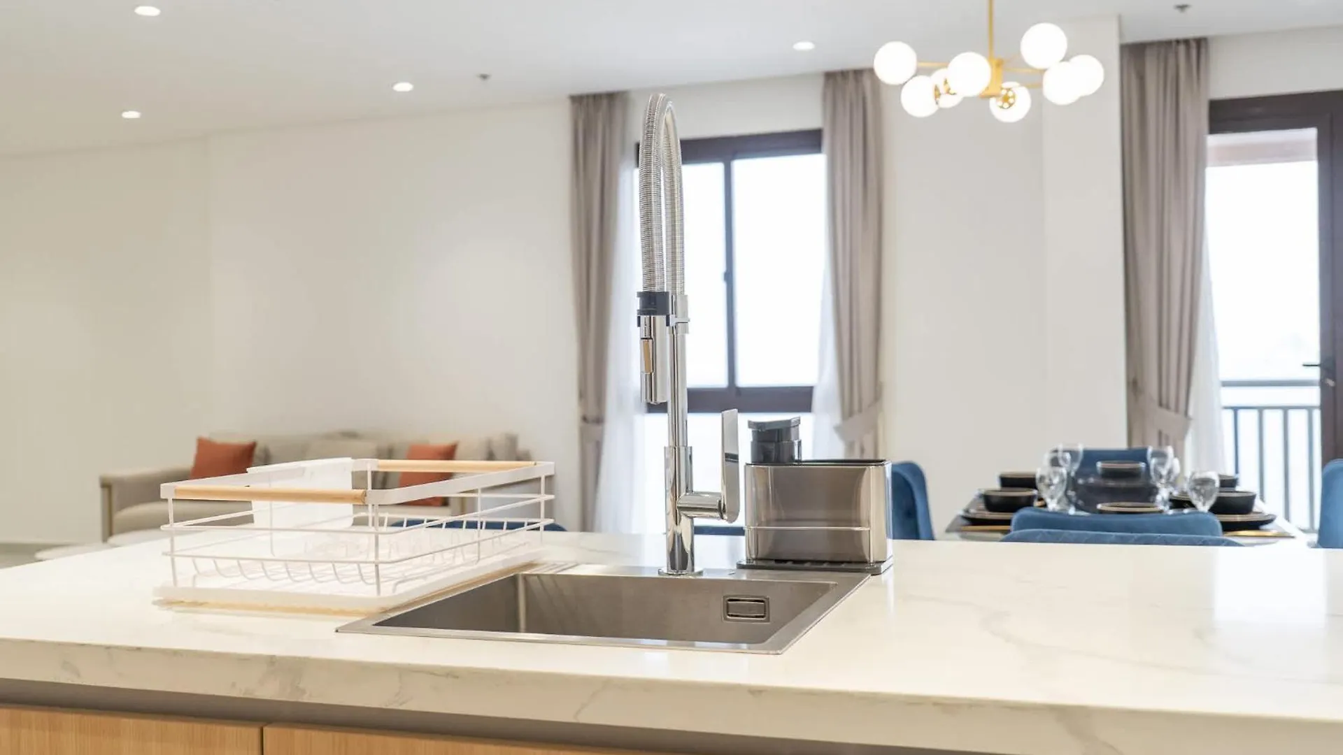 Apartment 2 Bedroom With Beautiful Full Palm Waters Views Dubai